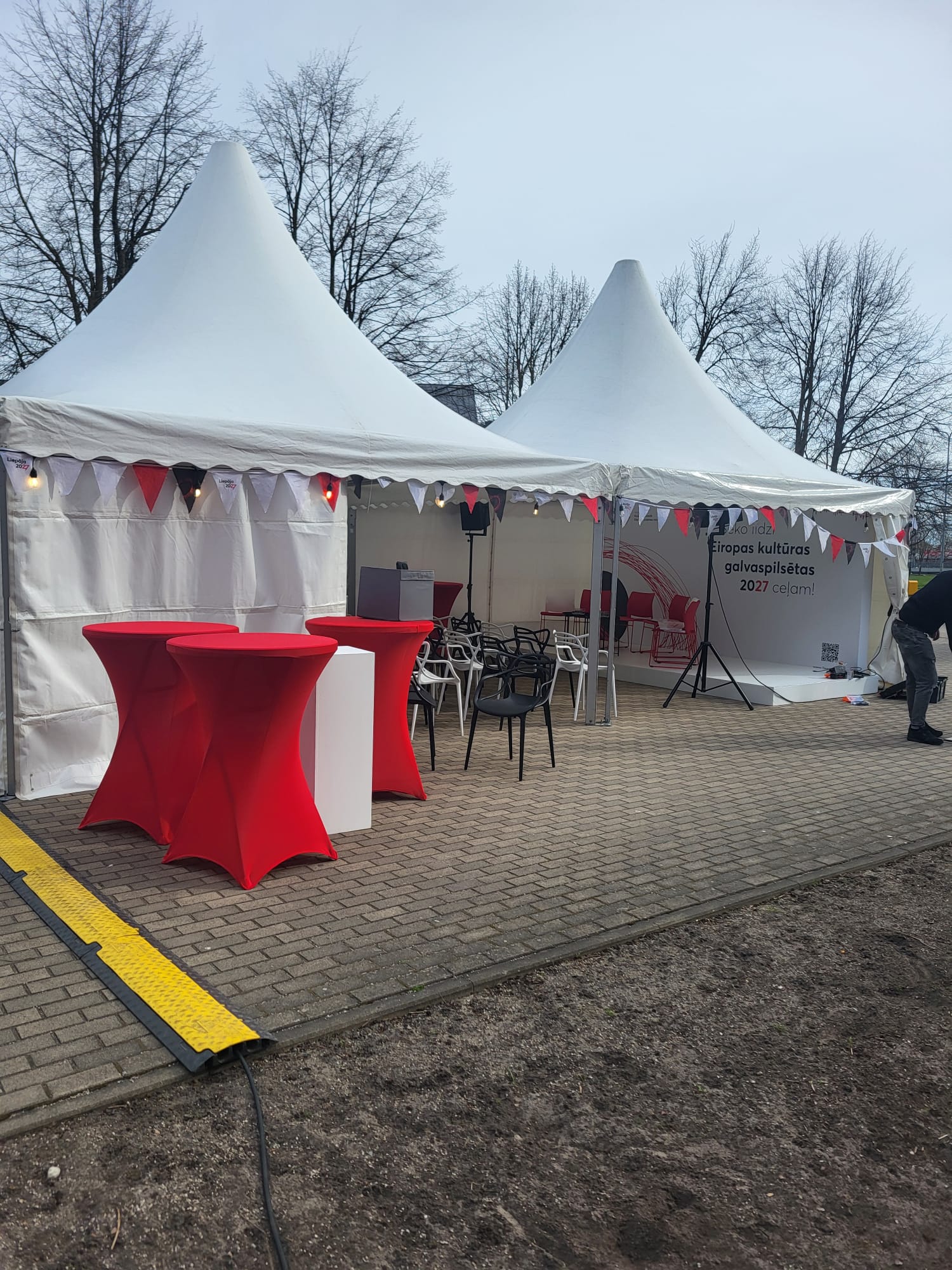Balta telts 3x6 m